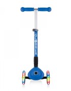 Globber Trotineta Junior albastra cu 3 roti LED pliabila ghidon reglabil platforma antiderapanta greutate suportata 50 kg varsta 2 ani+