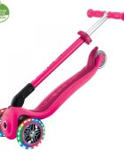 Globber Trotineta Primo roz cu 3 roti LED pliabila ghidon reglabil platforma antialunecare greutate suportata 50 kg varsta 3 ani+