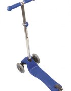 Globber Trotineta Primo V2 Lights albastra cu 3 roti LED ghidon reglabil platforma antiderapanta greutate admisa 50 kg
