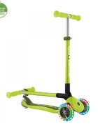 Globber Trotineta Primo verde cu 3 roti LED pliabila ghidon reglabil platforma antialunecare greutate suportata 50 kg varsta 3 ani+