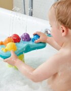 HAPE Jucarie de baie Fantana muzicala cu balene