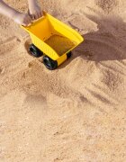 HAPE Jucarie pentru nisip Mighty Dump Truck