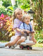 HAPE Masinuta pentru copii Wiggle and Giggle alba