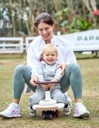 HAPE Masinuta pentru copii Wiggle and Giggle alba