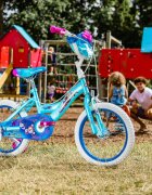 Huffy Bicicleta fetite Frozen Mov 16 inch cu gentuta si roti ajutatoare varsta 5-7 ani inaltimea 112-127 cm scaun si ghidon reglabile pe inaltime frana de mana pe ambele roti