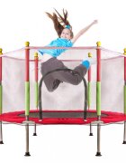 Ikonka Trambulina de gradina pentru copii RedGreen diametru 140 cm cadru metalic solid cu plasa de siguranta si intrare cu fermoar 10 bilute multicolore incluse
