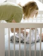 InGenuity Set 2 sisteme de infasare Born Free Swaddle Me 0-3 luni colectia Monogram