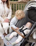 JOIE Carucior ultracompact Parcel Signature Eclipse