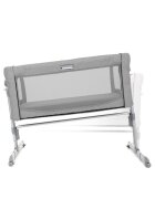 JOIE Patut pliant 2 in 1 Roomie Glide Foggy Gray cu panou lateral glisant ajustabil pe inaltime roti cu sistem de blocare cadru aluminiu