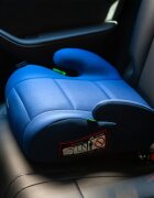 Juju Inaltator auto i-Size Jazzy Booster Albastru-Bleumarin 125x150 cm isofix cotiere moi husa detasabila