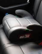 Juju Inaltator auto i-Size Jazzy Booster Negru-Gri 125x150 cm cotiere moi husa detasabila