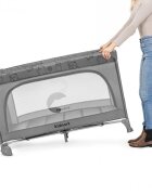 Kidnort Patut de calatorie cu saltea plasa de ventilatie roti usa cu fermoar si geanta de transport Grotta Light Grey