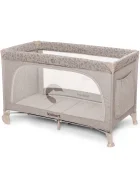 Kidnort Patut de calatorie pentru copii Ihalig Hygge Sand cu geanta de transport salteluta usa cu fermoar si roti cu posibilitatea de blocare dimensiune desfacut 128 x 68 x 78.5 cm