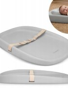 Kidnort Salteluta de infasat pentru bebelusi Frost Grey din spuma moale impermeabila moderna si ergonomica cu baza antiderapanta centura de siguranta reglabila si margini ridicate dimensiune 71.5 x 52 x 7.5 cm