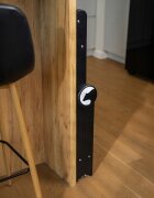 Kidnort Scaun de masa pentru copii Drommer Unique Negru pliabil structura din lemn cu 9 configuratii de inaltime centura de siguranta in 5 puncte pana la 75 kg dimensiune 59 x 46 x 79.5 cm perna de sezut inclusa