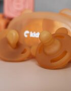 Kidnort Set 2 suzete din silicon Happling ortodontica si simetrica Sterilizabile cu orificii de ventilatie de la 0 la 18 luni fara BPA