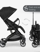 KikkaBoo Carucior sport Miley Black pana la 22kgPliere compacta cu sistem trollerCadru aluminiuSuspensiiBaldachin cu extensie protectie UPF50+Spatar reglabil cu pozitie de somnMaterial impermeabilHusa picioare