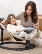 KikkaBoo Leagan electric 2in1 Zazu Grey cu tehnologie inteligenta de miscare in 3 directiipanou de comanda tactilcadru din otel3 viteze de balansarecronometru2 pozitii reglare spatargreutate admisa 30 kg