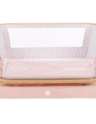 KikkaBoo Patut Co-Sleeper Nanna Pink Wood 2020 cu inaltime reglabila laterala culisanta roti husa detasabila si lavabila accesorii incluse