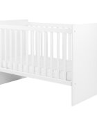 KikkaBoo Patut din lemn 124x67 cm Ayla White3 nivele de regalare a inaltimii suportului de salteaPAL laminat de 18 mm si profil MDFfabricat in conformitate cu EN 716design stabil si modern