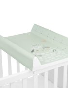 KikkaBoo Saltea infasat cu intaritura Sleepy Sheep 70x50cm cu suprafata impermeabilaTaliometru incorporatContur lateral mai inalt restrictie blanda antirostogolirePotrivita pentru acasacabinete medicale