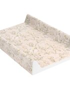 KikkaBoo Saltea infasat soft cu suprafata impermeabila 70x50cm Secret Garden Beigecuratare usoaracontur lateral inalt pentru siguranta suplimentara