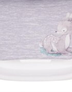 KikkaBoo Scaun de masa pentru copii Sweet Nature Grey Deer cu inaltime reglabila pliabil spatar reglabil roti husa impermeabila detasabila suport picioare reglabil tavita dublacenturi de sigurantasistem siguranta antialunecare