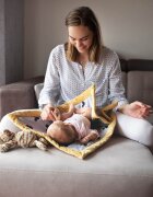 Kinder Hop Paturica Soft Touch cu doua fete catifea si bumbac 50x70 cm Mustard