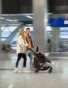 KINDERKRAFT Carucior pentru copii Nebo Platinum Grey cadru din aluminiu compact compatibil avion greutate admisa 22 kg include geanta de transport si curea de umar