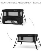 KINDERKRAFT Patut pliabil Cami Black cu doua nivele si rucsac de calatorie