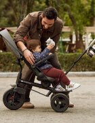KINDERKRAFT Tricicleta pentru copii Aston 2 Plus Green rotatie 360 maner reglabil greutate admisa 25 kg