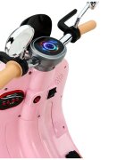 LeanToys Scooter electric pentru copii Vespa XW-05 Pink motorizare 2 x 35W faruri LED frontale panou muzical cu intrare MP3 si USB 94 x 46 x 63 cm