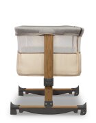 Lionelo Patut co-sleeper Leonie Beige Sand cu sistem de leganare setare unghiulara reglabil pe inaltime conform cu standardele europeane de securitate EN1130 si EN16890