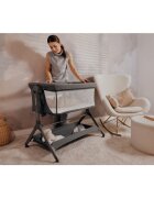 Lionelo Patut co-sleeper Leonie Plus Bej pliabil cu sistem de leganare setare unghiulara reglabil in 6 pozitii pe inaltime conform cu standardele europeane de securitate EN1130 si EN16890