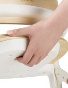 Lionelo Scaun de masa multifunctional Celia din lemn de fag 6 luni- adult reglabil pe inaltime husa impermeabila tavita silicon suport de picioare reglabil greutate maxima 90 Kg AlbNatural