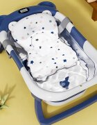 Little Mom Cadita bebelusi ultrapliabila Bear Green cu pernuta moale detasabila termometru incorporat display digitalsuport cap de dus sistem de agatare dop pentru evacuarea apei material non-toxic