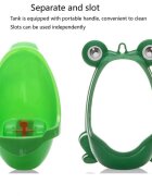Little Mom Pisoar pentru baieti cu bazin colector detasabil fixare cu ventuze dimensiune 17 x 21 x 29 cm Happy Frog Green