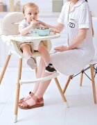 Little Mom Scaun de masa pentru bebelusi si copii Nordic White 2 in 1 cu inaltime ajustabila varsta 6-60 luni tavita dubla reglabila centura de siguranta in 5 puncte suport pentru picioare