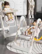 Little Mom Scaun de masa pliabil pentru bebelusi multifunctional cu roti functie balansoar cu spatar reglabil in 4 unghiuri distincte inaltime ajustabila si centura de siguranta 5 puncte varsta 6-36 luni Grey