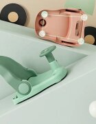 Little Mom Scaunel de baie pentru copii Car Pink cu design pliabil ergonomic volan de sustinere spatar ajustabil in 3 unghiuri diferite fixare cu ventuze dimensiune 38 x 28.5 x 30.8 cm