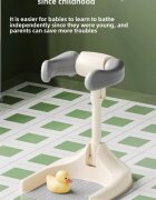 Little Mom Suport ergonomic pentru baita independenta a bebelusilor Bath Grey design cu inaltime ajustabila intre 44-54 cm stabil si sigur compact si portabil cu elementele de sustinere pentru brate