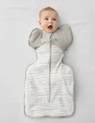 Love to Dream Sac de dormit de tranzitie pentru infasat si rostogolit Swaddle Up Alb Gri M 6-8.5 kg 2.5 Tog