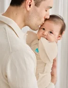 Love to Dream Sac de dormit pentru infasat Swaddle Up Oatmeal M 6-8.5 kg 1 Tog