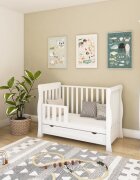 Magic kids Patut 2 in 1 Megan alb din lemn cu somiera reglabila trepte detasabile bariera transformare si sertar integrat 120 x 60 cm
