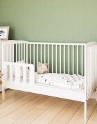 Magic kids Patut 2 in 1 Pure alb din lemn cu somiera reglabila trepte detasabile si bariera transformare 120 x 60 cm