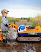 MalPlay Excavator copii fara pedale King Kong Yellow cupa mobila si Casca lungime 63 cm recomandat copiilor de la 3 ani si cu o greutate maxima de 15 kg