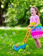 MalPlay Masina de tuns iarba generatoare de baloane din sapun cu baterii 8 inele rotative si solutie inclusa Super Bubble