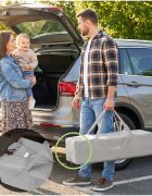 MalPlay Patut de calatorie pentru copii cu doua nivele laterala culisanta salteluta plasa de ventilatie roti usa cu fermoar si geanta de transport inclusa dimensiune 60 x 120 cm Gri