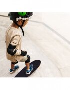 MalPlay Skateboard cu platforma antiderapanta si roti luminoase LED 71x20 cm multicolor