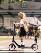 MalPlay Trotineta pliabila cu platforma antiderapanta suspensii roti PU 200 mm Frana spate manere ergonomice din spuma greutate maxima admisa 100kg City Scooter Black Pink